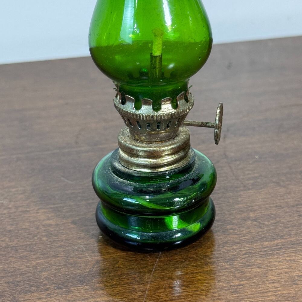 Vintage Mini Green Glass Oil/Kerosene Hurricane Lamp - Picture 2 of 3